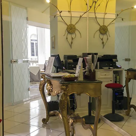 Alojamento de Acomodação e Pequeno-almoço Art Santa Brigida Nápoles