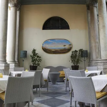 Art Santa Brigida 4* Nápoles