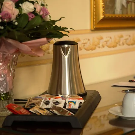 Art Santa Brigida Alojamento de Acomodação e Pequeno-almoço Nápoles