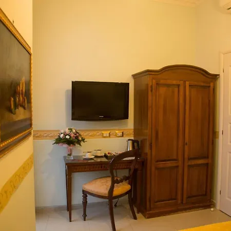 Art Santa Brigida 3* Неаполь