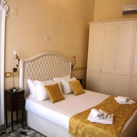 Art Santa Brigida Bed & Breakfast 4*