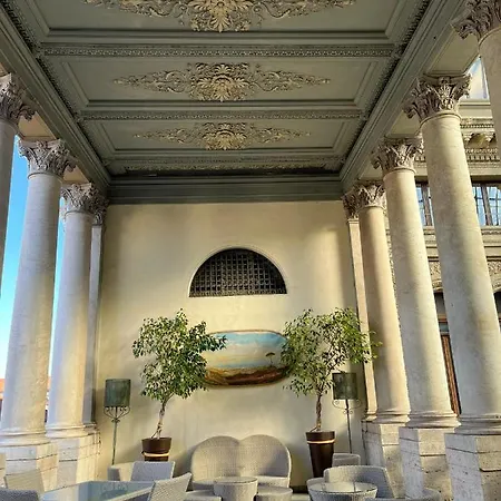 Art Santa Brigida Bed and Breakfast