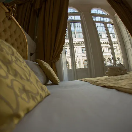 Art Santa Brigida Bed and Breakfast