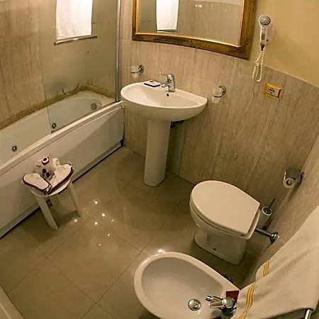 Bed & Breakfast Art Santa Brigida 4*